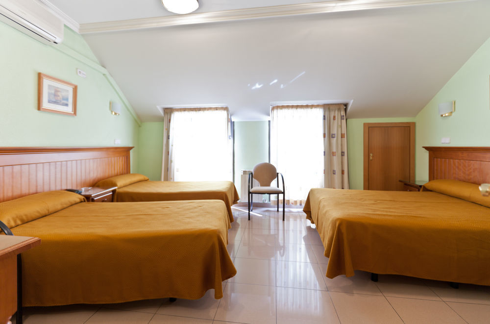 Hotel Victoria 발데모로 외부 사진